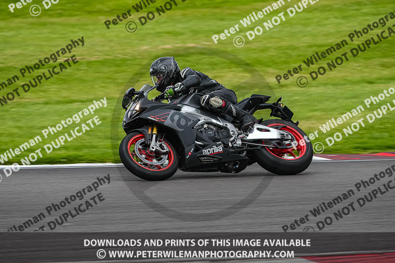 donington no limits trackday;donington park photographs;donington trackday photographs;estoril;event digital images;motorbikes;no limits;no limits trackdays;peter wileman photography;portugal;trackday;trackday digital images;trackday photos